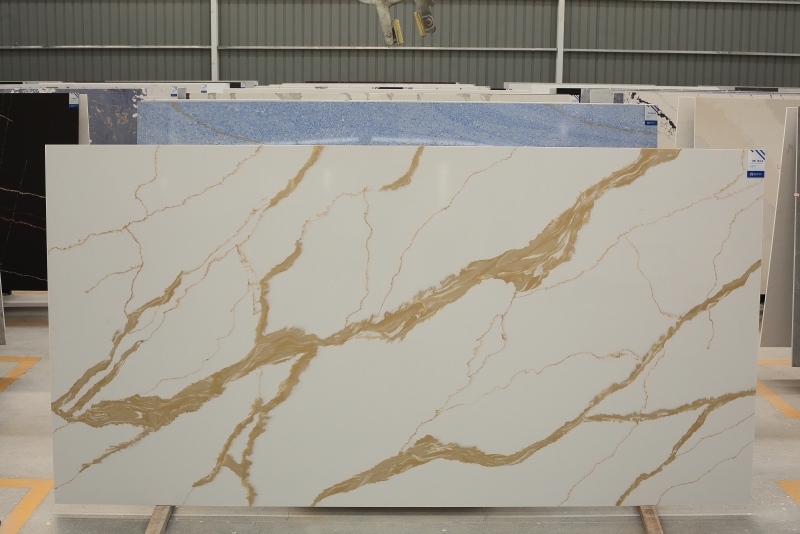 PXQZ201104-2 GLoden Veins Artificial Quartz Warm Neutral Calacatta