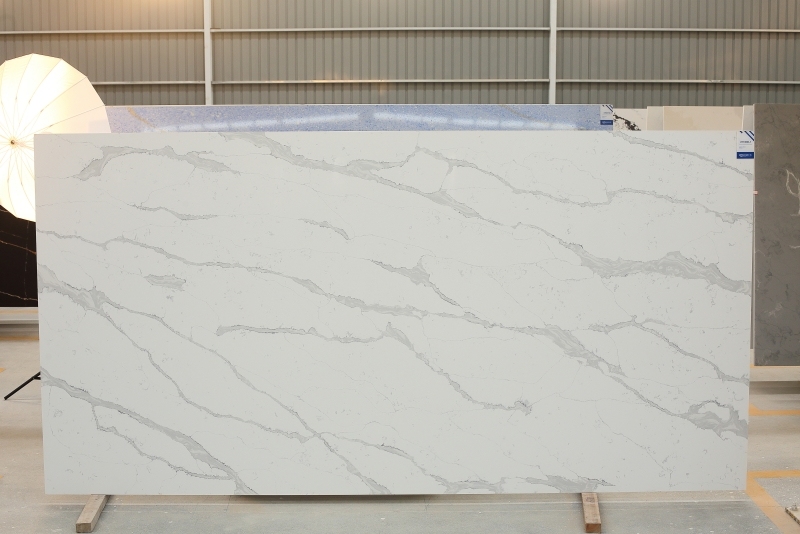 PXQZ211030-1 Pengxiang Original Design Quartz Countertop Carrara Surface