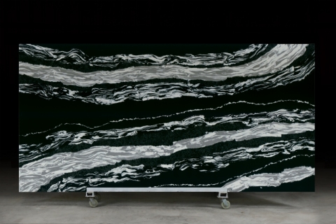 PXQZ220210-1 Heat Resistant Black Engineered Quartz with White Veins for Countertops