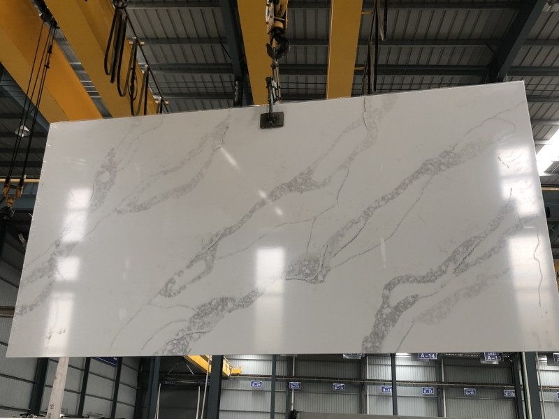 white artificial quartz stone