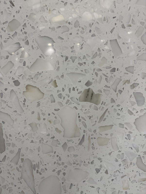 PXS1058 Large Particles White Terrazzo Stone Slabs for Wholesale