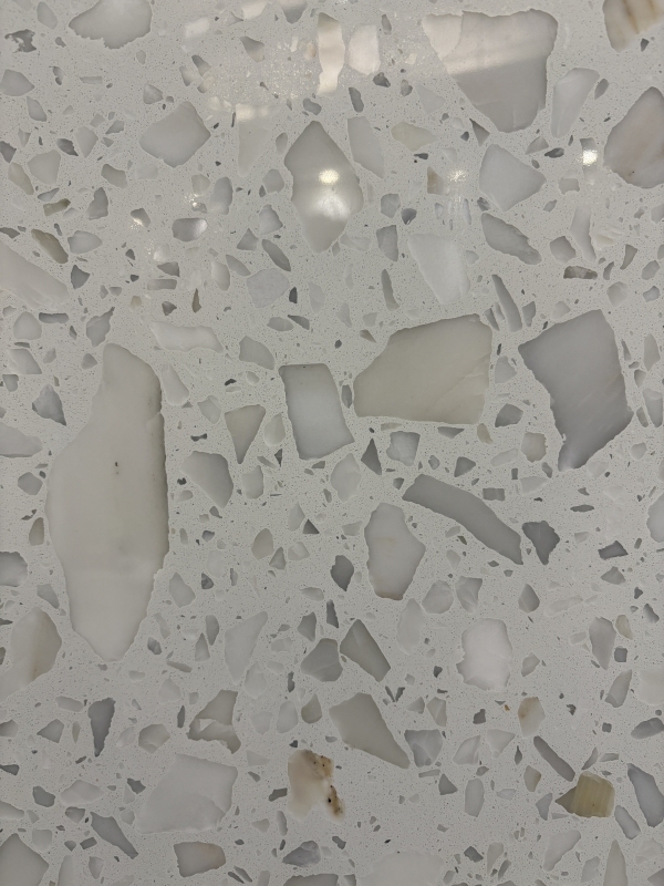 PXS1058 Large Particles White Terrazzo Stone Slabs for Wholesale