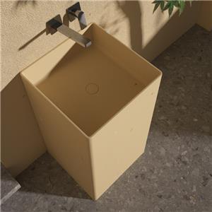 Pia personalizada com pedestal de terrazzo polido