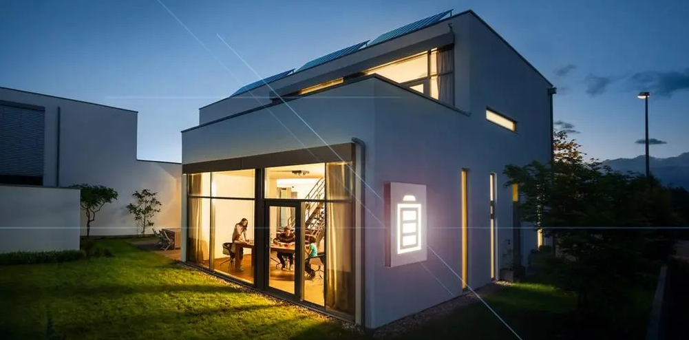 我应该为我的太阳能系统安装储能电池吗？