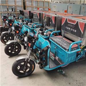 Electric steel shot recycling vehicle