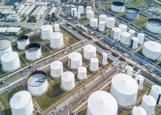 Usine pétrolière à Shanghai