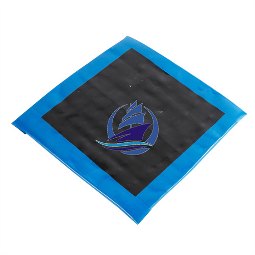 Liner in argilla geosintetica costituiti da bentonite e geotessili