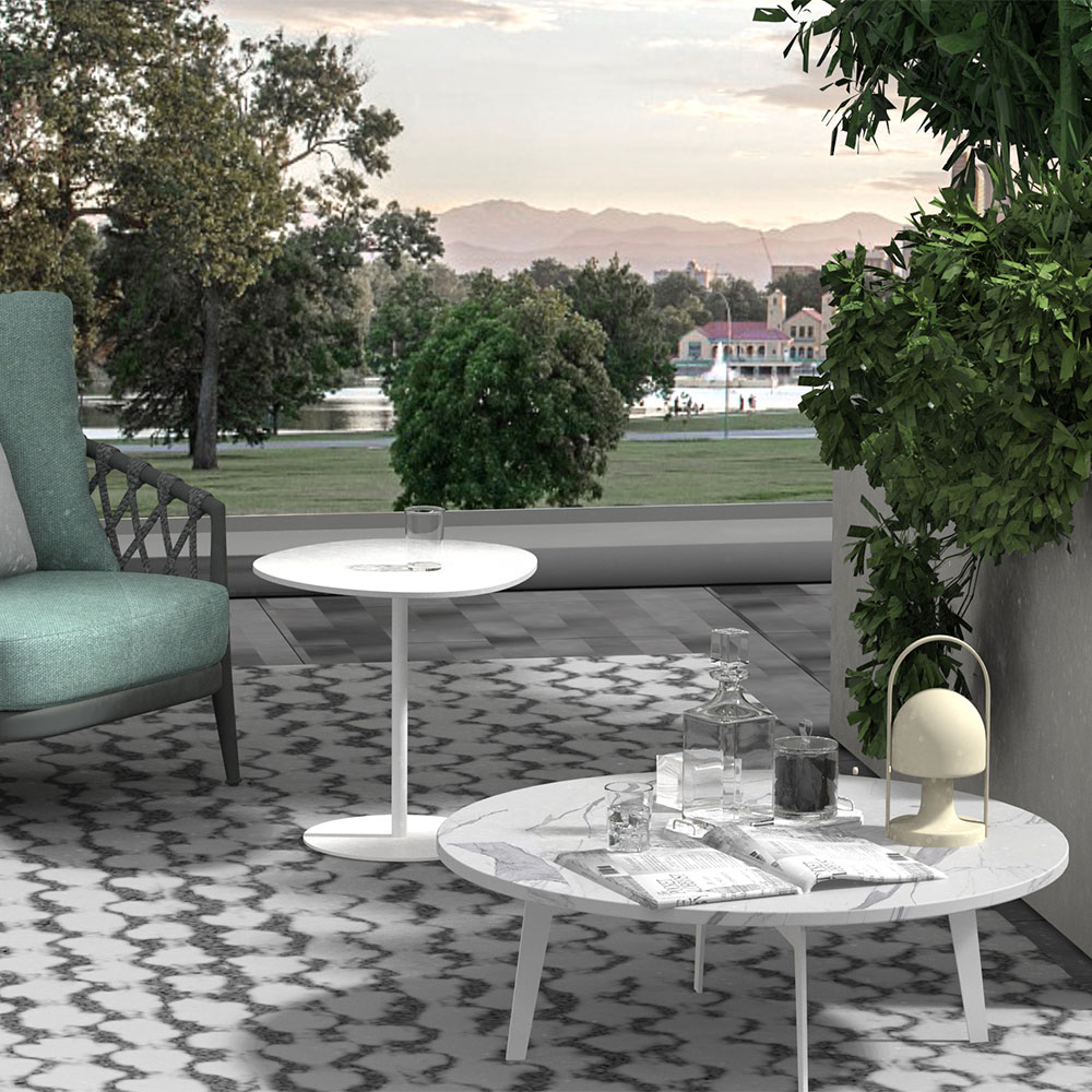 How to Choose an Outdoor Coffee Table