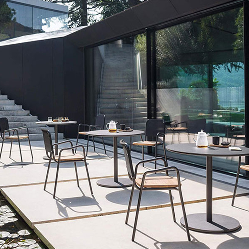 Cafe & Restaurant Furniture