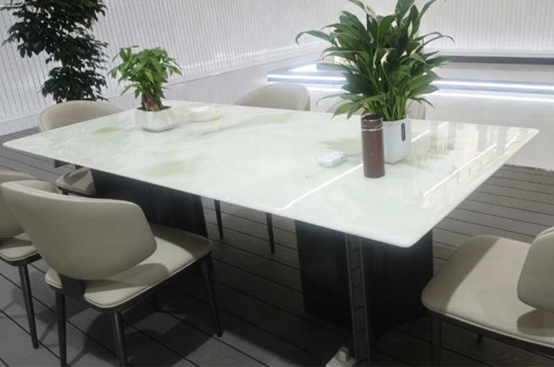Onyx honeycomb table Onyx honeycomb table