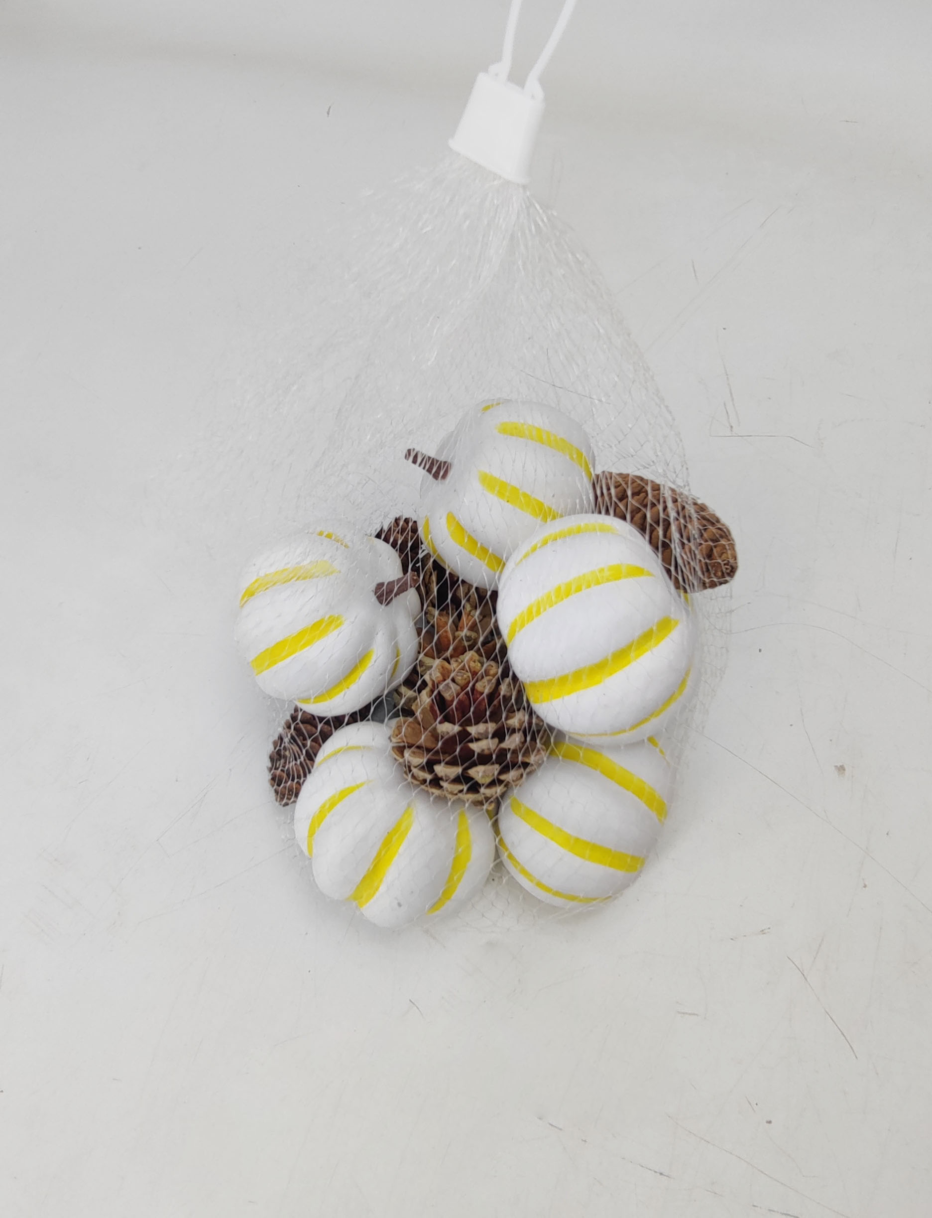 Autumn Net Pocket Pine Cone White Pumpkin Decorations