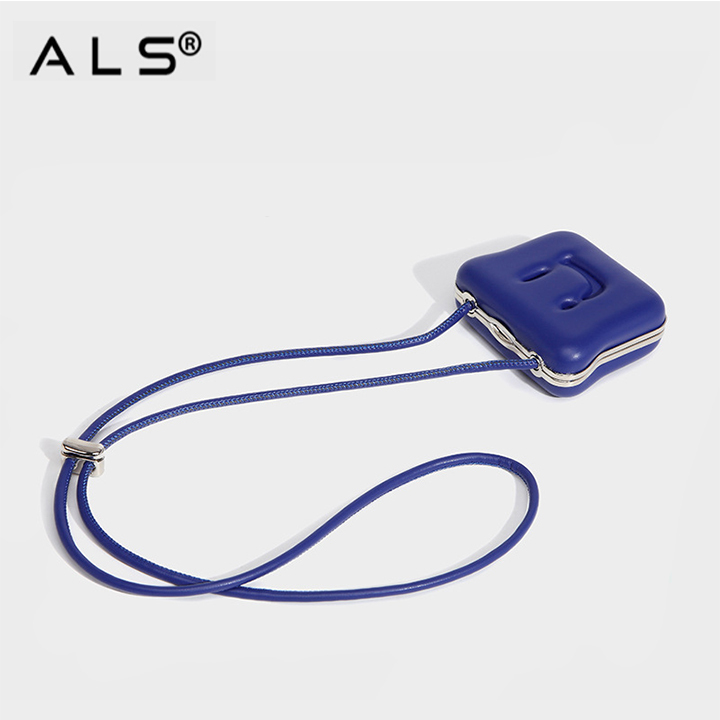 Małe skórzane torebki damskie