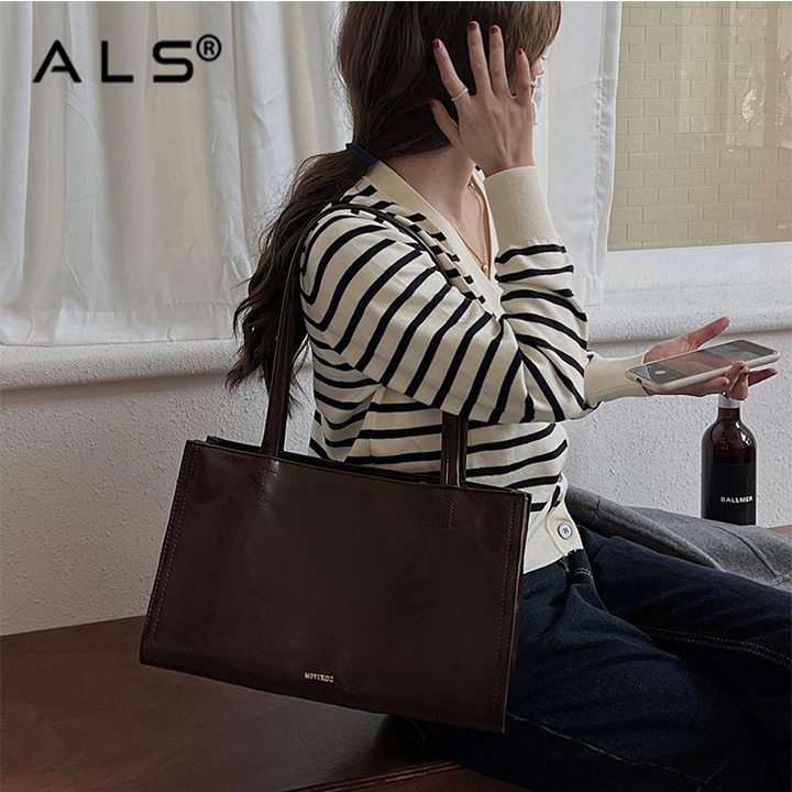 Shoulder leather tote bag for women