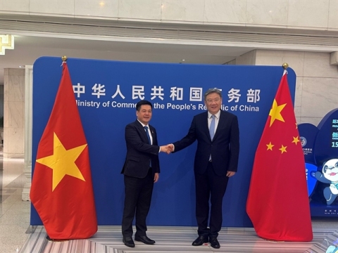 Vietnamese, Chinese trade ministers hold talks