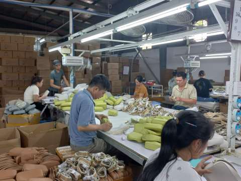 Leather and footwear exports to UK continue upwards