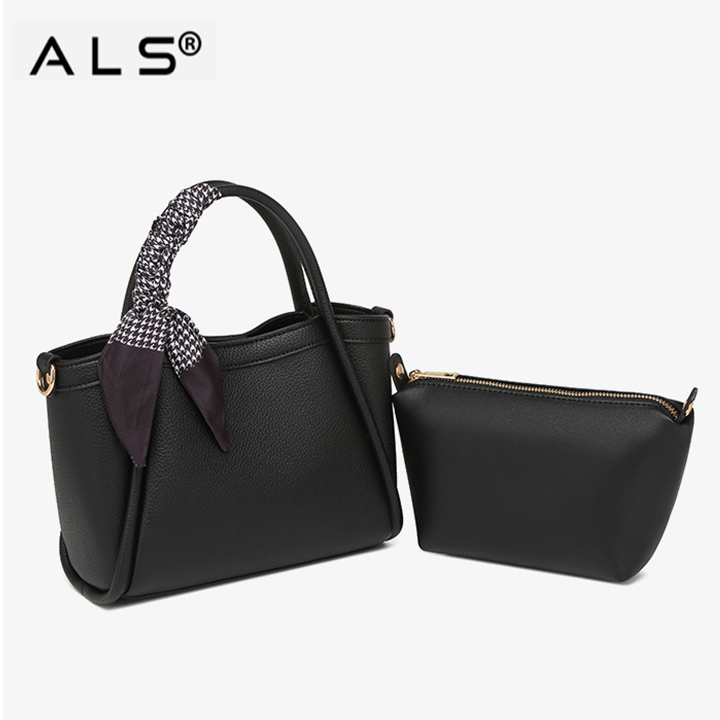 Classic basket leather bag