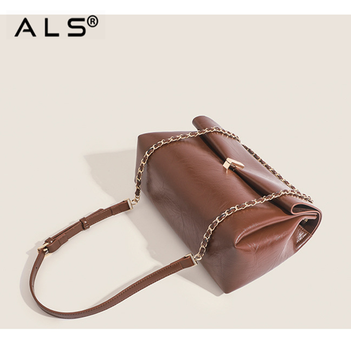 Stylish Brown Leather Shoulder Bag with Chain Strap