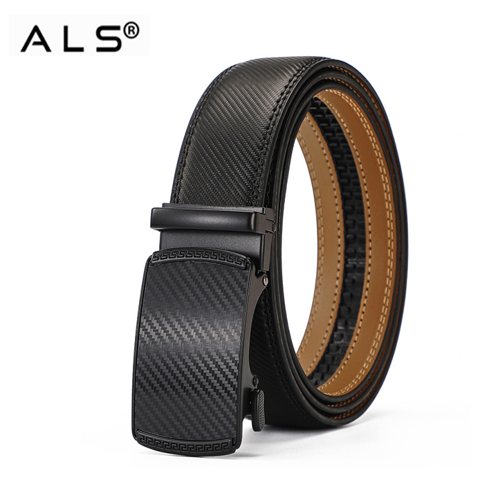 Cinturón elegante de piel con textura de carbono y hebilla automática