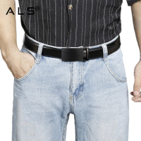 Cinto de couro preto elegante com fivela automática