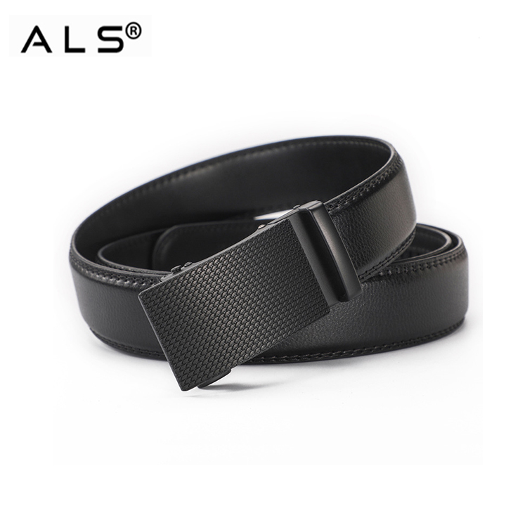 Cinturón elegante de cuero negro con hebilla automática