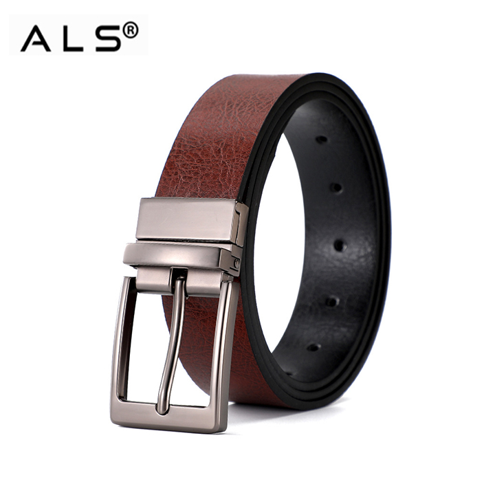 Cinturón de cuero de dos tonos con hebillas de metal