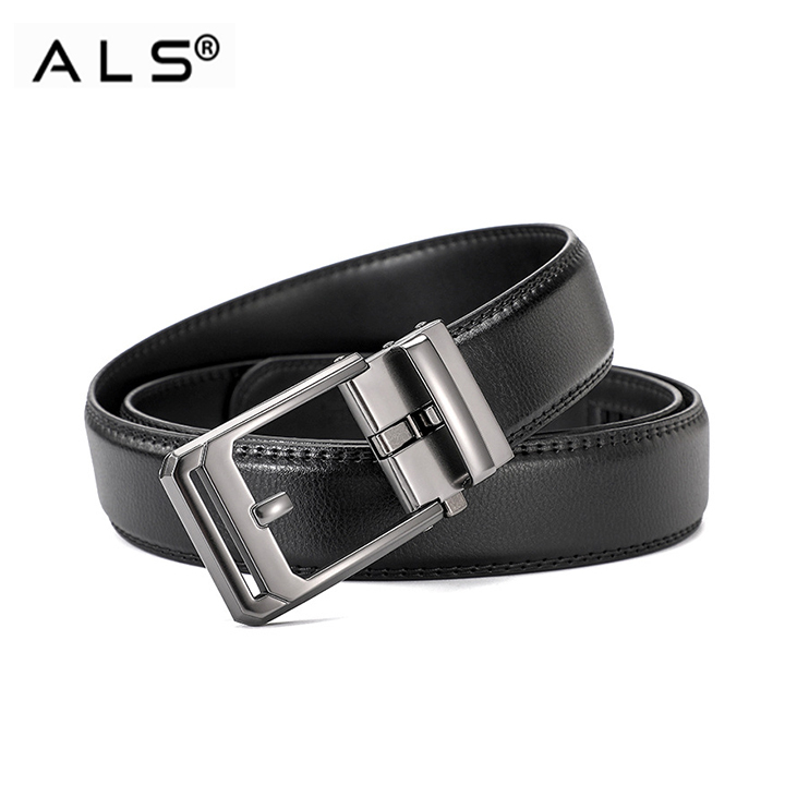 モダンなブラックレザーベルト