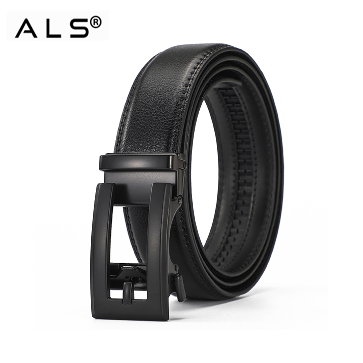 Cinturón de cuero de primera calidad con una exquisita hebilla automática de metal