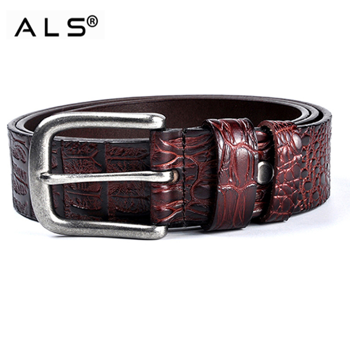 Cinturón de piel texturizada con diseño de cocodrilo negro de moda para un look atrevido