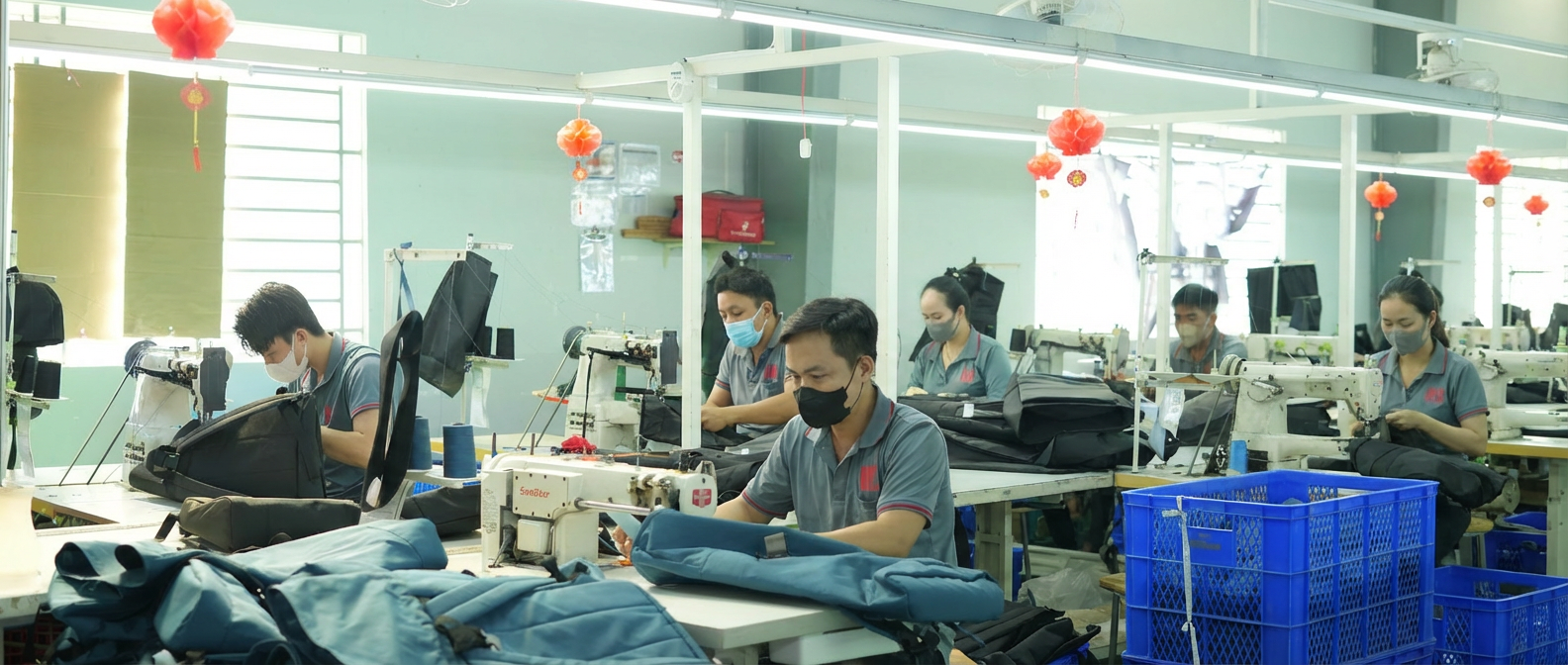 HECHENG: Partnering for Growth, Manufacturing for Success.