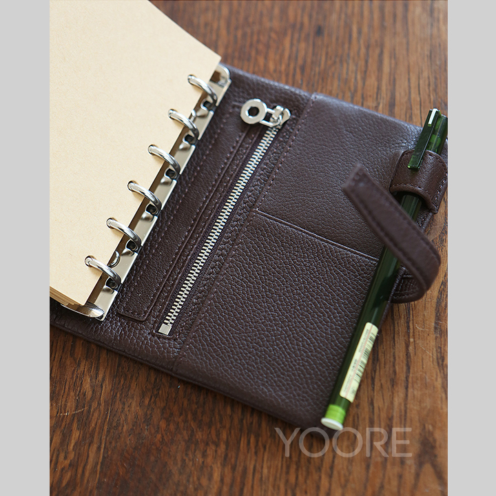 Carnet à anneaux en cuir, couverture rechargeable avec plusieurs pochettes pour cartes