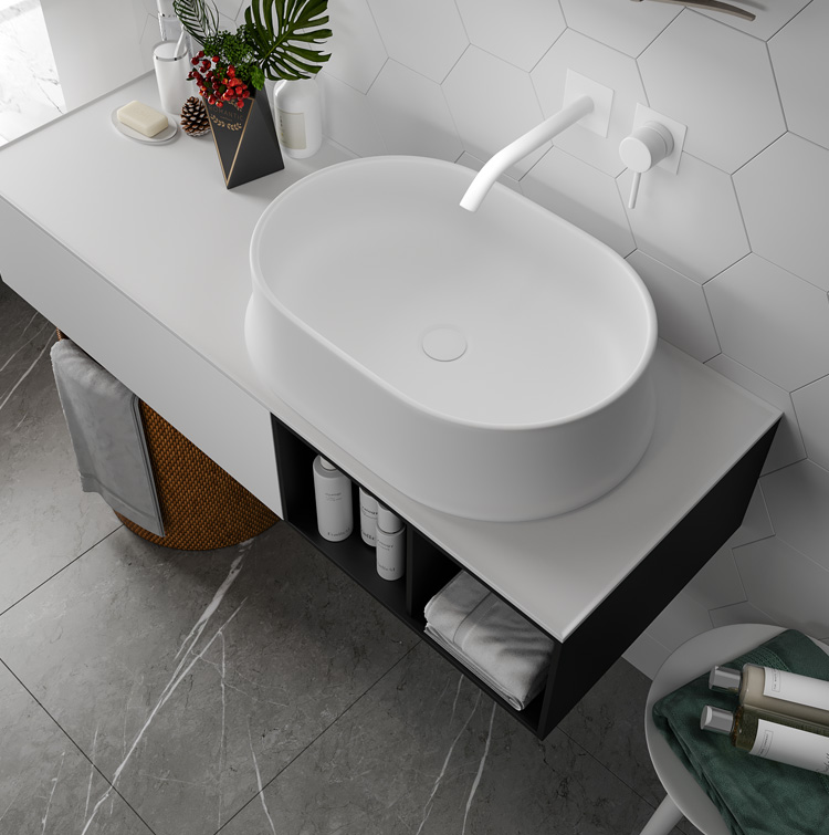 Oval shaped sink