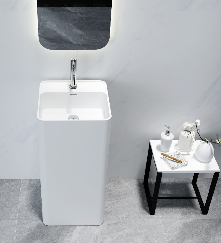 delicate freestanding basin