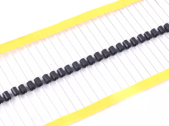 Inducteur de perle magnétique creuse à noyau traversant à six trous R6H 6X10mm bobine 2.5T3T 3.5*4.7/6/8/9*0.8mm