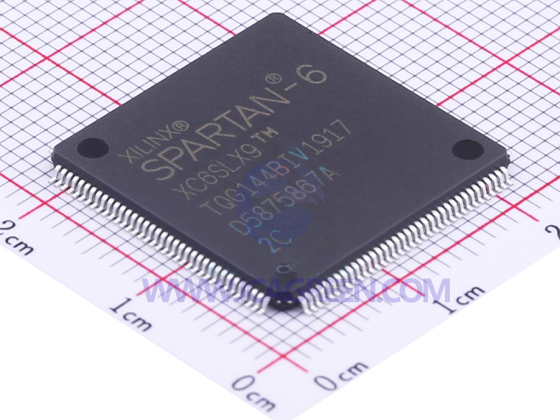 Dispositif logique programmable XC6SLX9-2TQG144C (CPLD/FPGA)