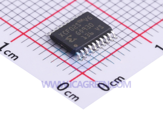 Dispositif logique programmable XCF02SVOG20C (CPLD/FPGA)