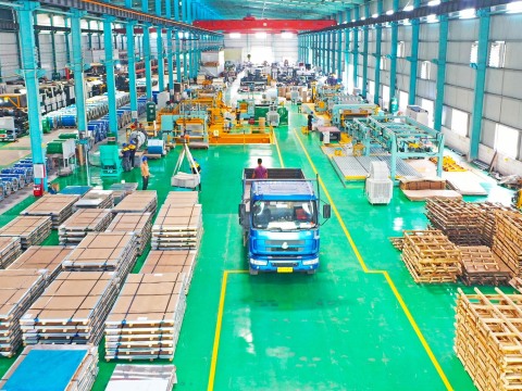 Why is OUYIGANG the top choice for global stainless steel mid-high solutions?