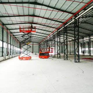 Almacén de estructura metálica de marco de acero ligero