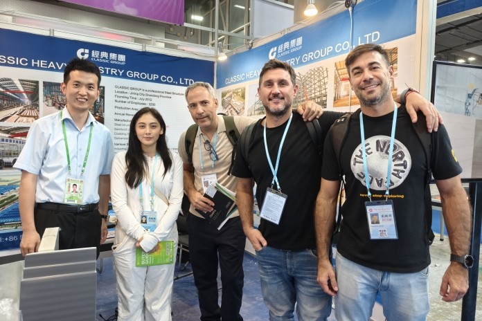 the 137th Second Canton Fair opened in Guangzhou