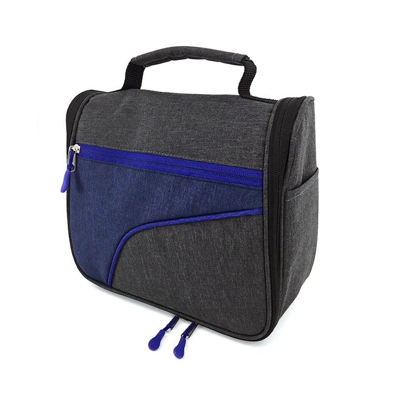 hanging washbag