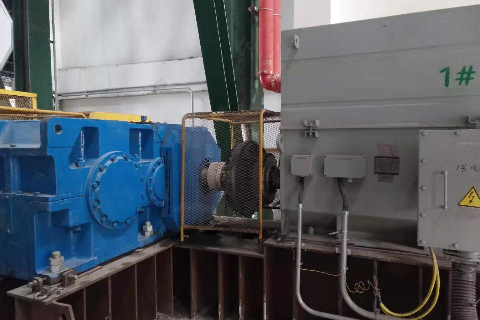 อะไรคือสาเหตุของการรั่วไหลของน้ำมันที่ปลายเพลาของข้อต่อไฮดรอลิก?