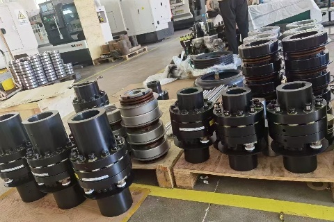 ОГРАНИЧИТЕЛИ КРУТЯЩЕГО МОМЕНТА: НЕОБХОДИМЫЕ ЗАЩИТЫ МАШИН И ТЕХНИЧЕСКИХ ОПЕРАЦИЙ