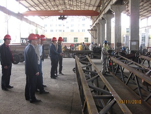 Especialistas do Ministério das Ferrovias visitando nossa empresa