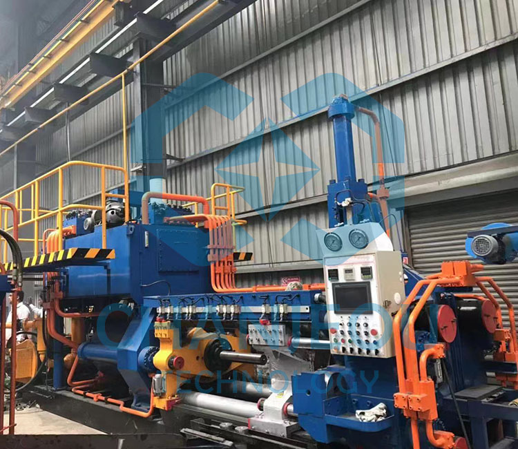 Aluminum Extrusion Press Machine In Forged Cylinder