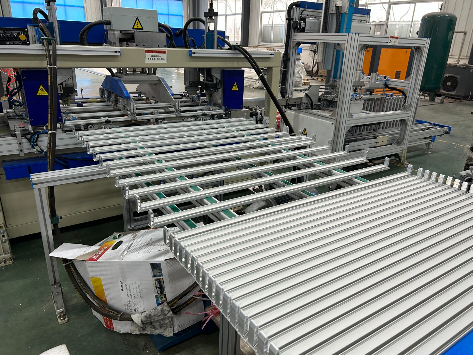 solar aluminum extrusion press