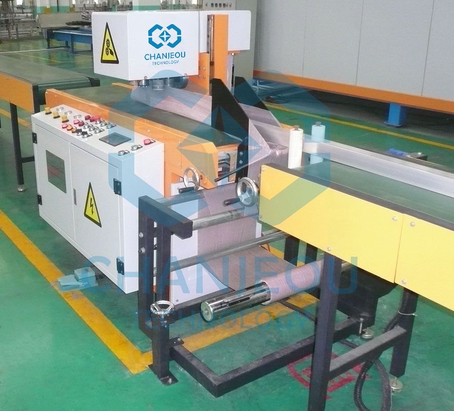 Automatic ultrasonic film welding packing machine for profile transfer