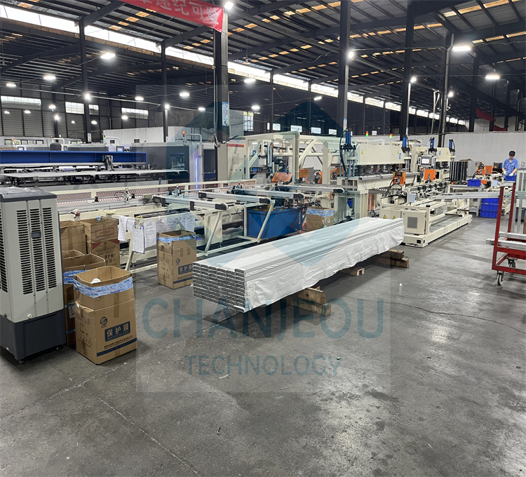 Aluminum Solar Profile Fabrication Machine (High Speed)