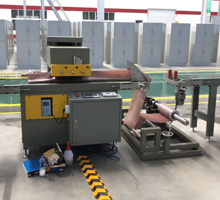 Ultrasonic wood grain film welding machine