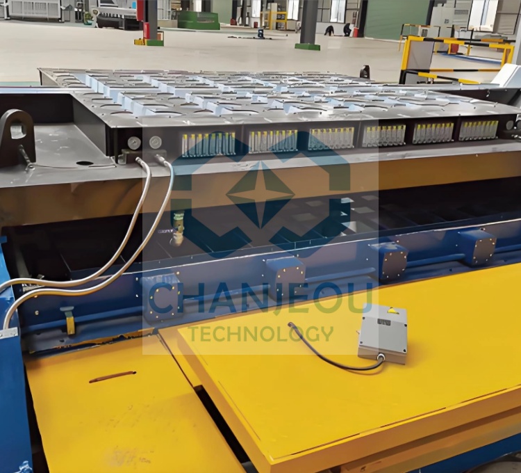 hot top casting table