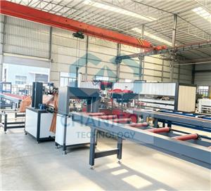 Testarea mașinii de sigilare cu ultrasunete a foliei cu aspect de lemn - video Fabrică