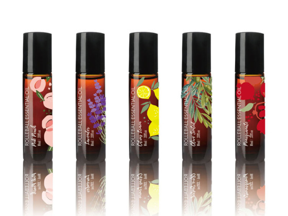 Výživný lesk Plumping Roll On Lip Oil
